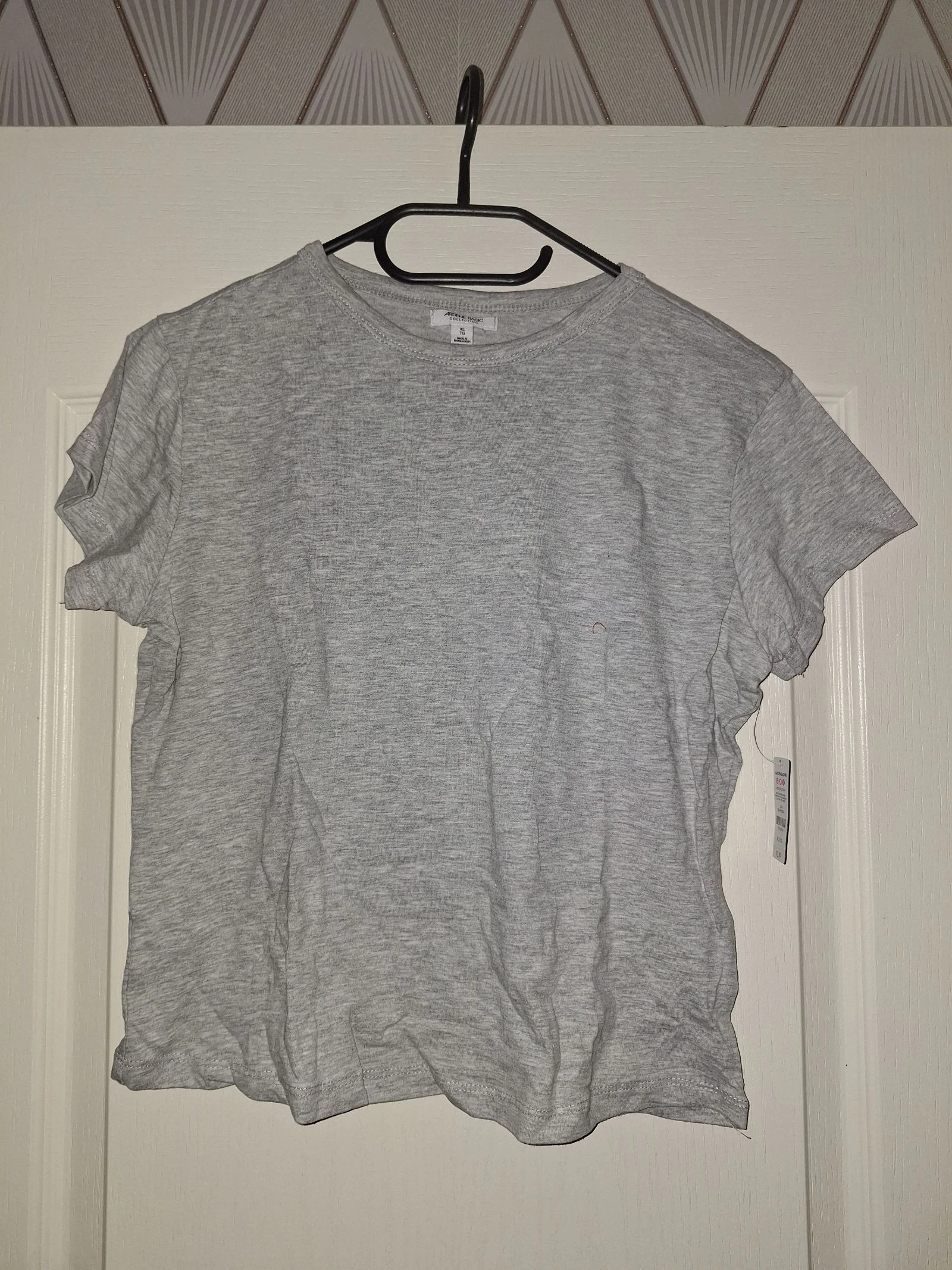 T-shirt taille XL (42) Ardene Basic neuf avec étiquette